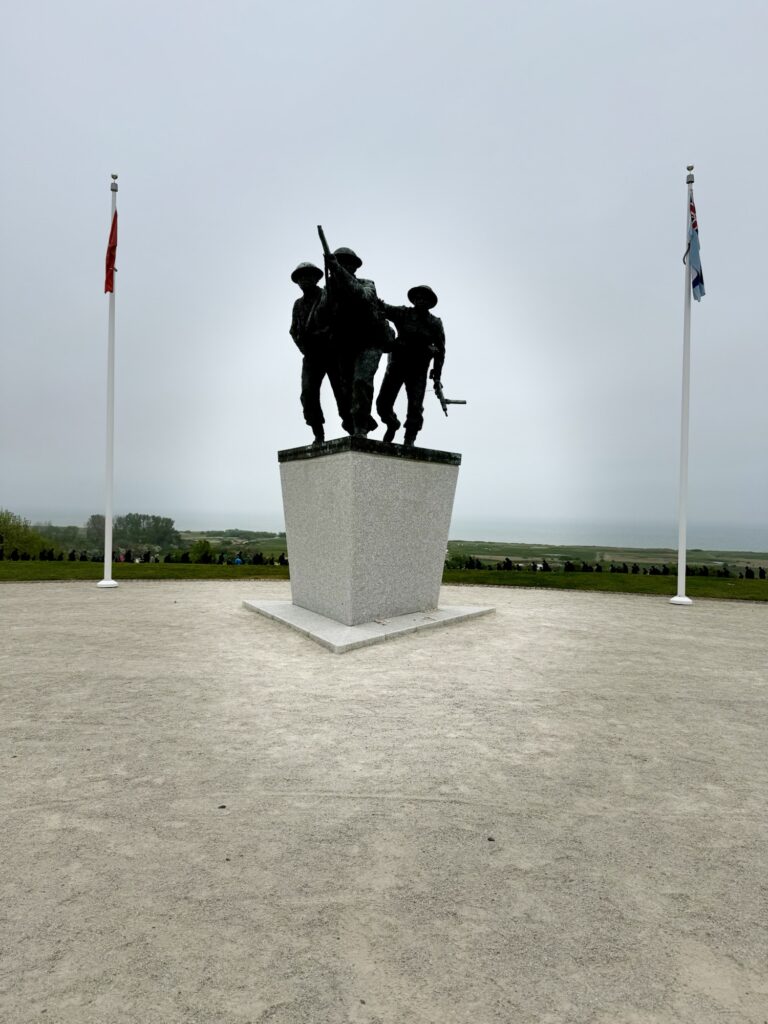 Commémorations du 8 mai 1945 à Vaudry : Le devoir de mémoire continue ...